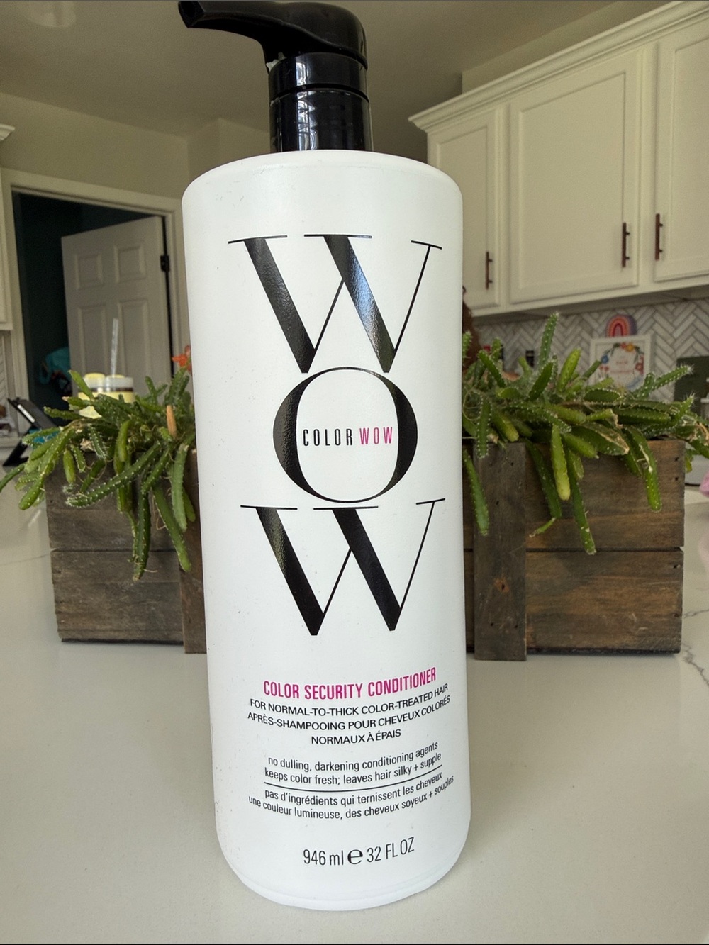 Color WOW color Security Conditioner - 32 oz
